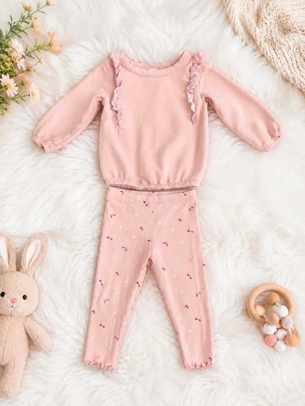 Carter’s 2-Piece Blush Pink Ruffle Top & Floral Leggings Set 18M